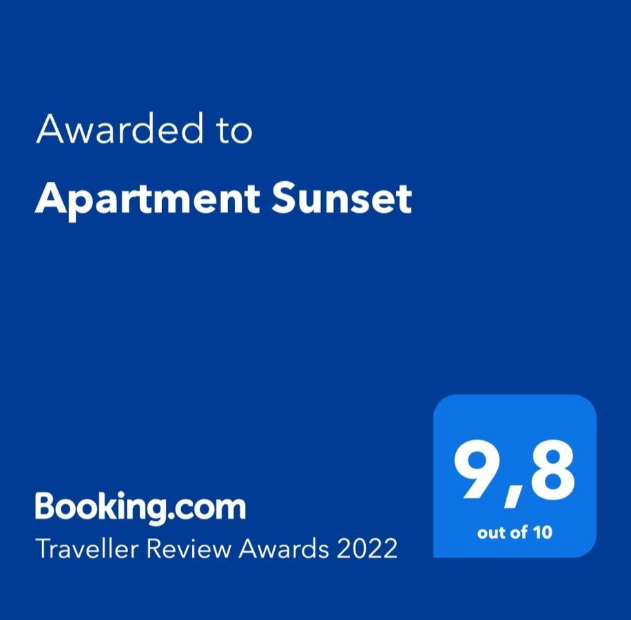 Apartment Sunset เทรบินเย ภายนอก รูปภาพ